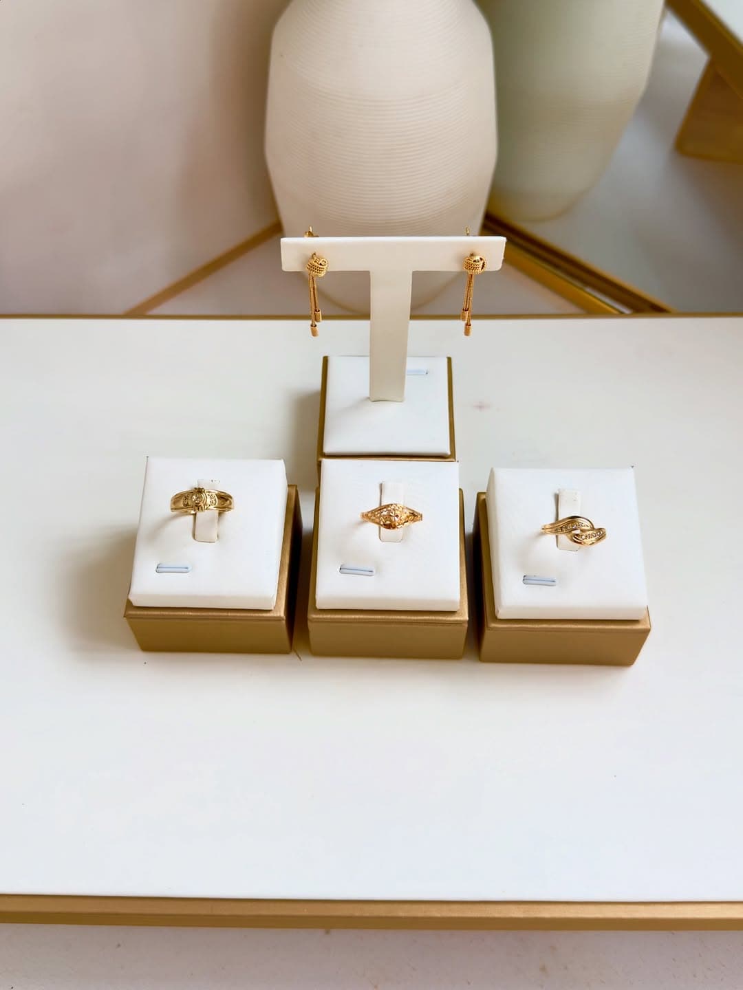 Elegant jewelry from Diamante Azul